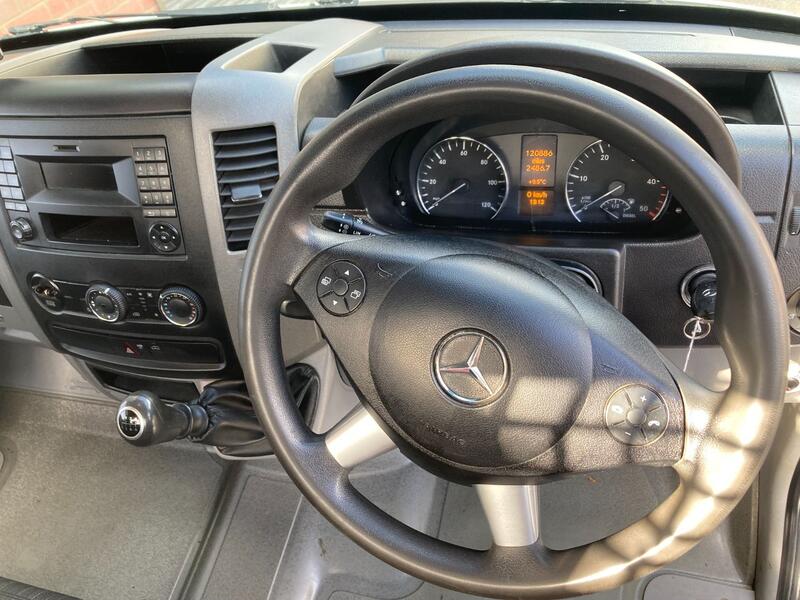 MERCEDES-BENZ SPRINTER